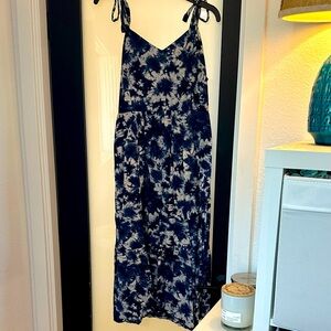 GAP Navy and White Smocked Dress